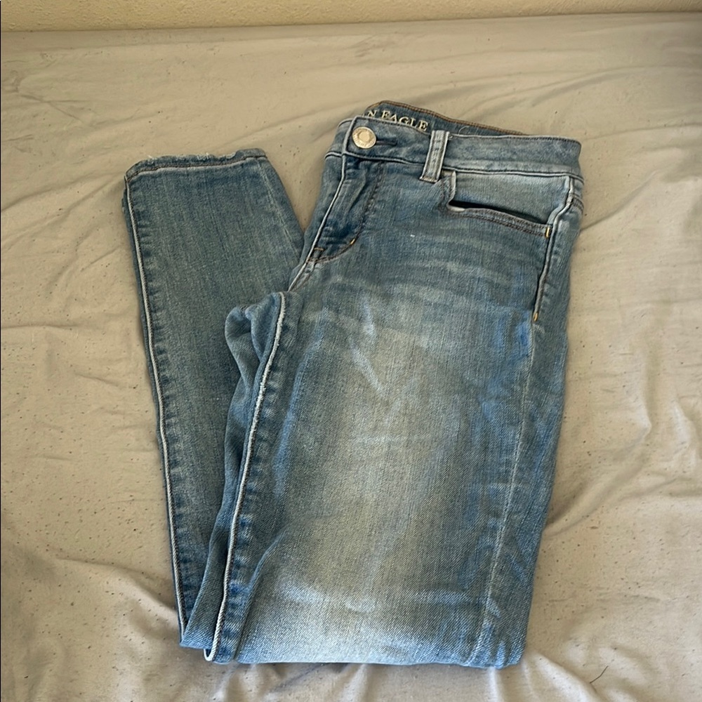 American Eagle Outfitters Women's Light Blue Jeans